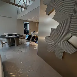 Profesionalni pod ugrađen u moderni enterijer