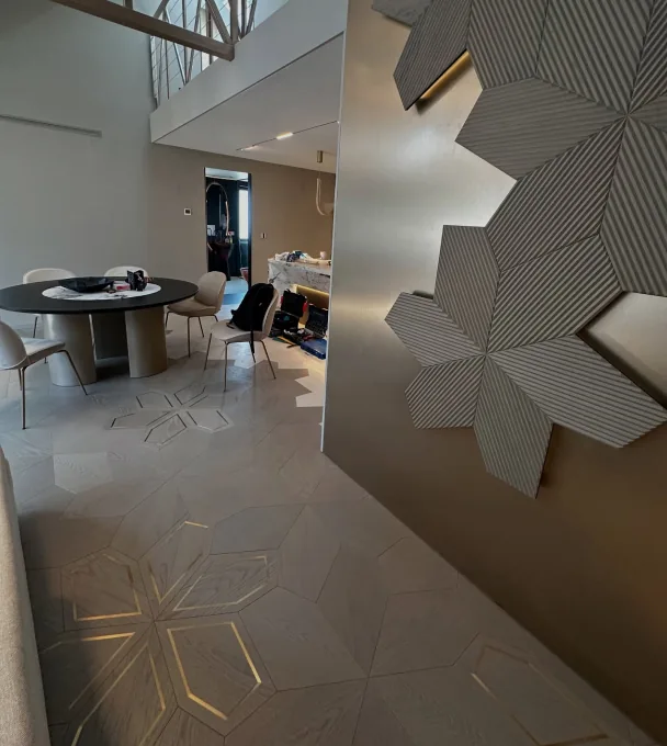 Gotov drveni pod u modernom enterijeru vrhunska izvedba